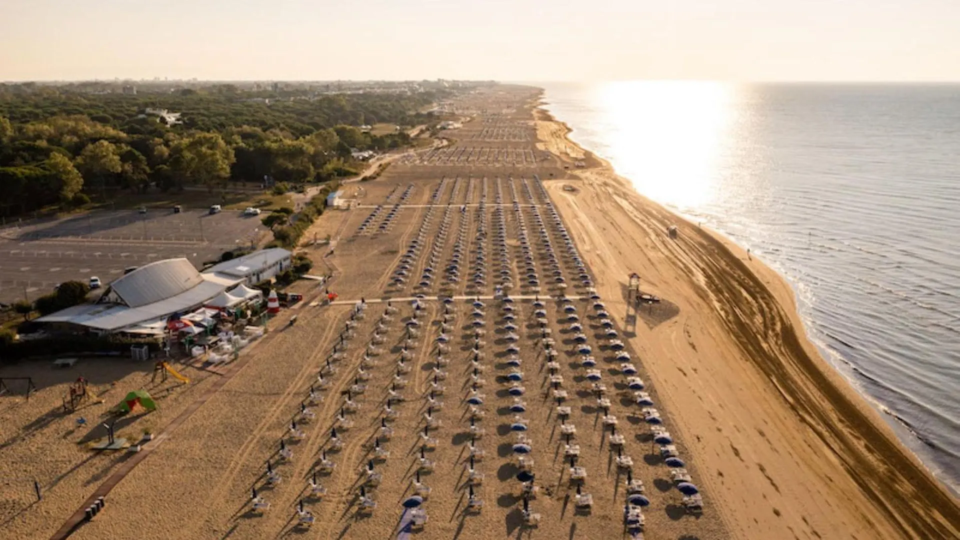 Nice Apartment With Swimming Pool And Solarium Bibione Italia